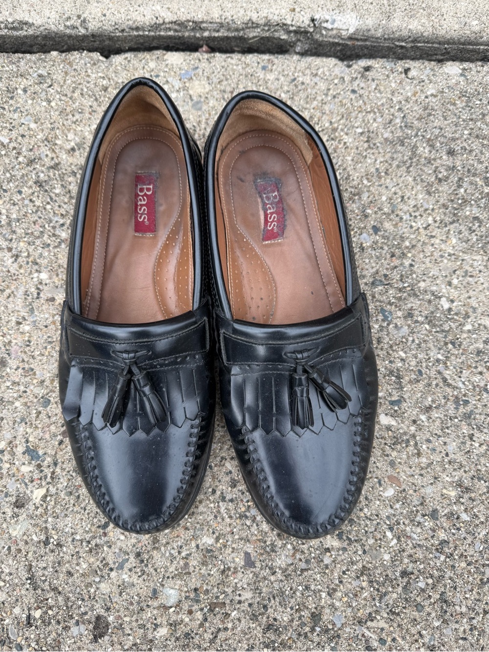 Bass Men's Black Leather Tassel Loafers